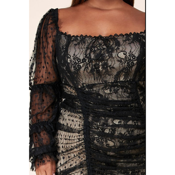 L’Atiste Black Lace Ruched Bodycon Dress 3X Off Shoulder Mesh NWT - Picture 2 of 10